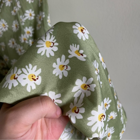 🆕 One Shoulder Daisy Green Midi Dress - Picture 7 of 10